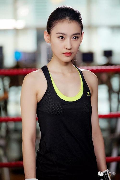 90后女神av 下载,揭秘网络红人的魅力与争议